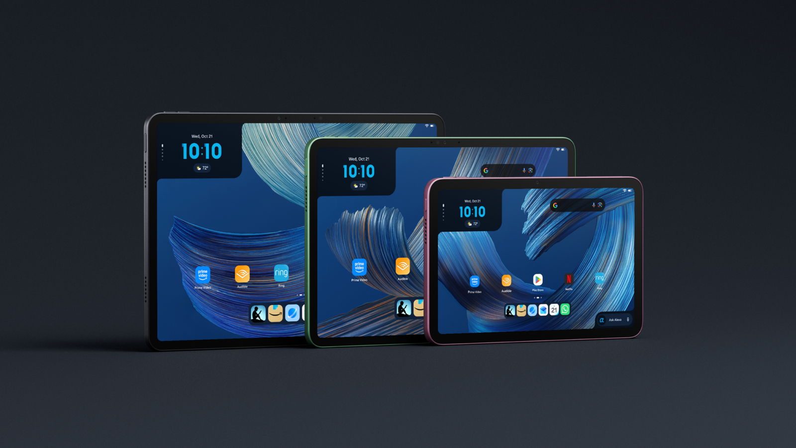 Les trois Amazon Alexa Tablets présentées ensemble, avec leurs écrans allumés